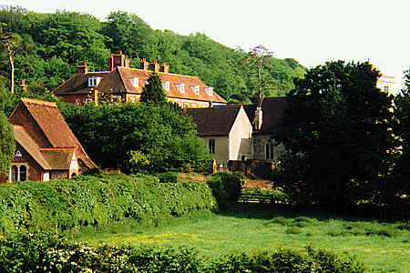 Bradenham's former school and served for many years as a Youth Hostel.