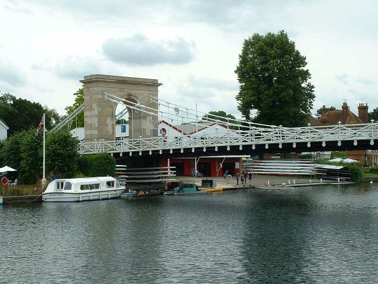 Marlow suspension bridge