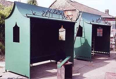 Junilee Bus Shelter under construction Gommes Forge