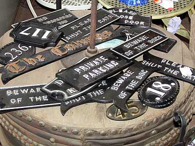 Numbers Signs and Nameplates made by Gommes Forge